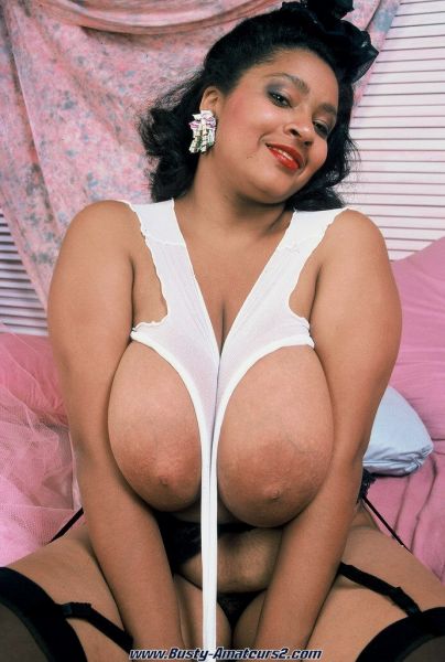 sexy latina boobs