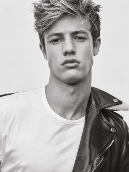 hot cameron dallas