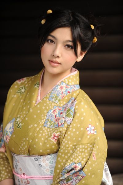 rena matsui kimono