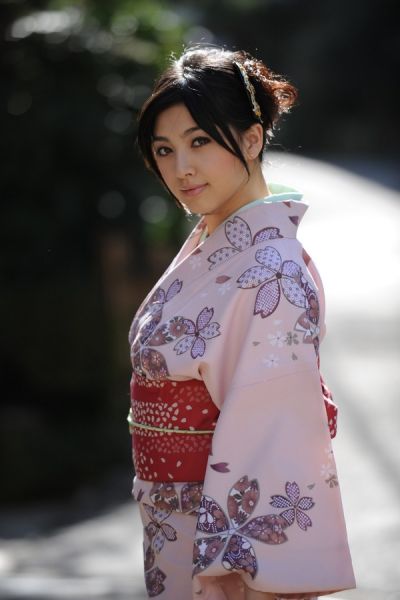 rio hamasaki kimono