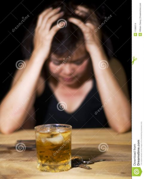 binge drinking drunk woman