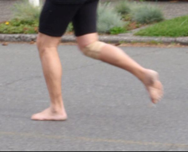 barefoot kick