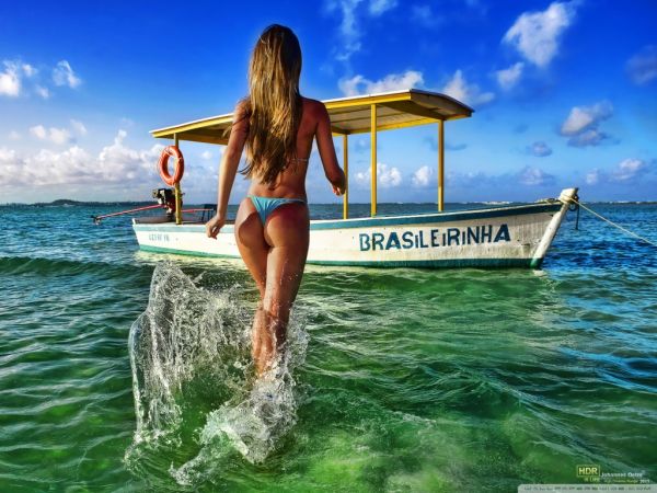 brazilian beach girl no clothing