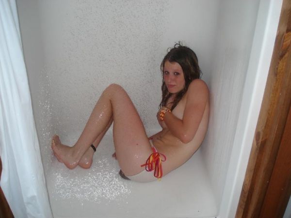tumblr girls naked in shower bathroom