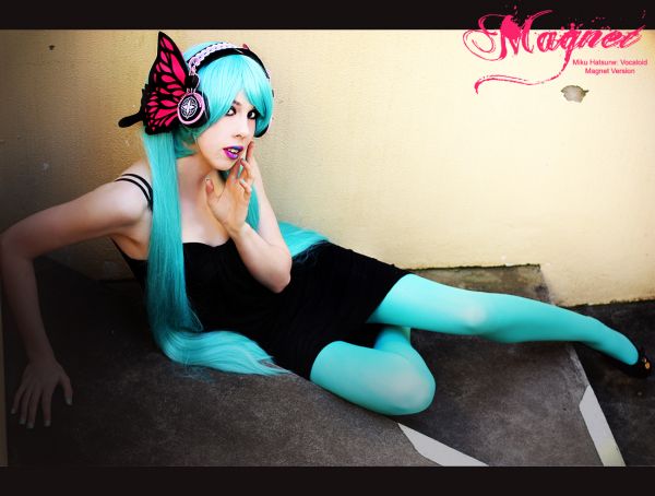 hatsune miku makeup