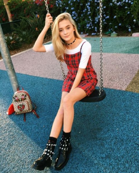 lizzy greene young starlets