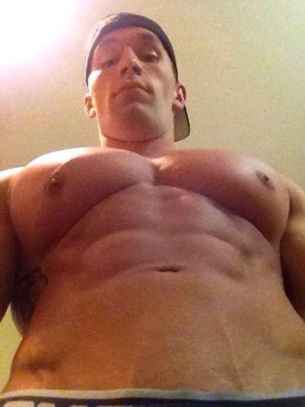 bodybuilder pecs