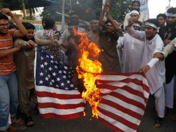 why does america hate muslims