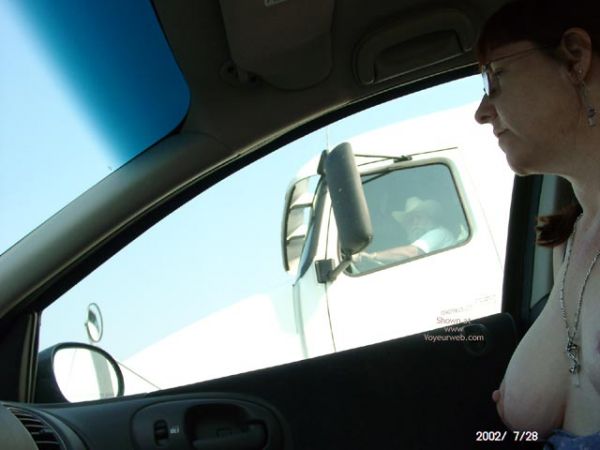 trucker sees road head