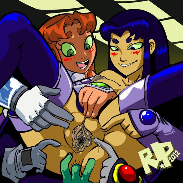 teen titans starfire and raven mummified