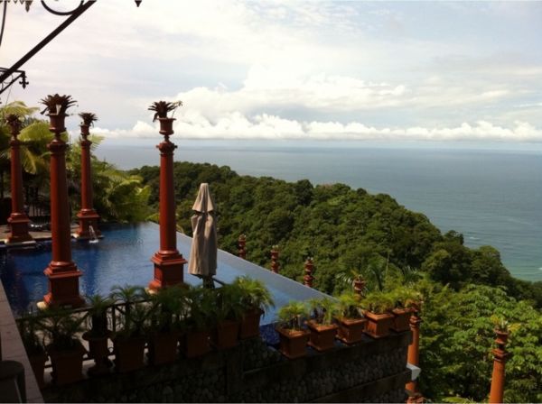 costa rica resorts