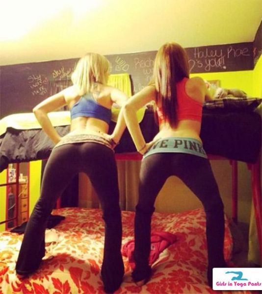 girls in tight yoga pants