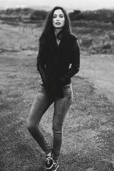 dark blue pants girl