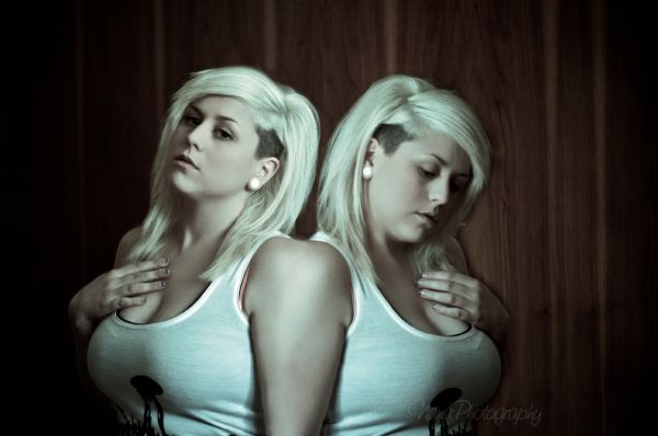 conjoined twins pretty