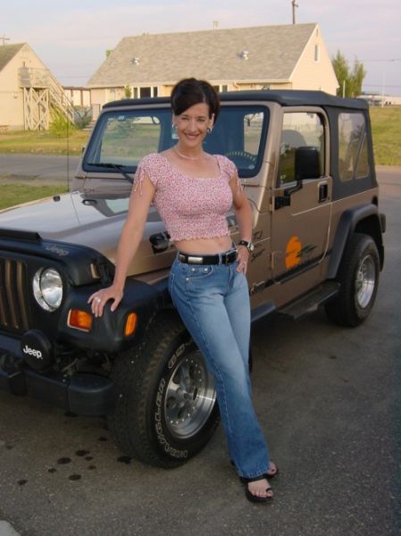 sexy jeep girls
