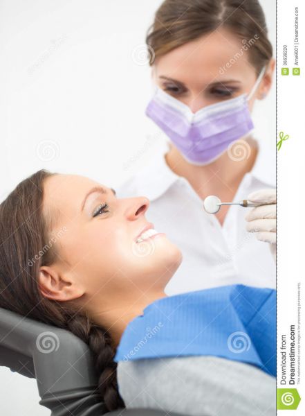 female dentist straps