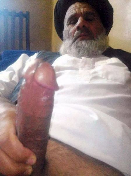 arab old men cocks out