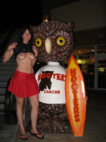 hooters girls fucking