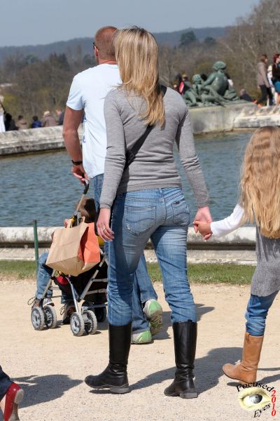 milf skinny jeans