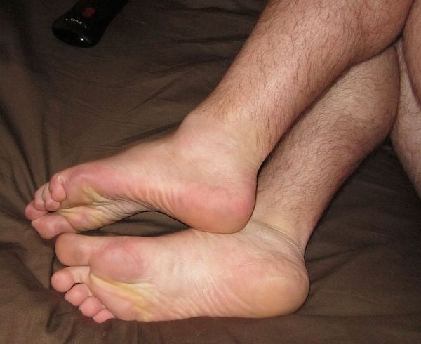big feet men foot fetish