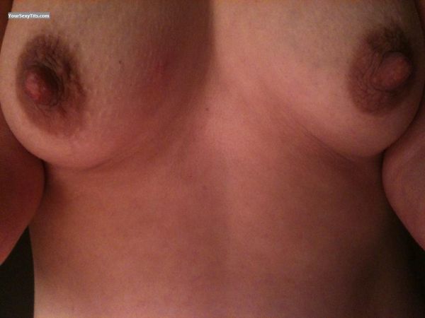 perfect hard nipples selfie