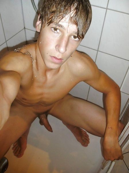 tumblr nude girls shower
