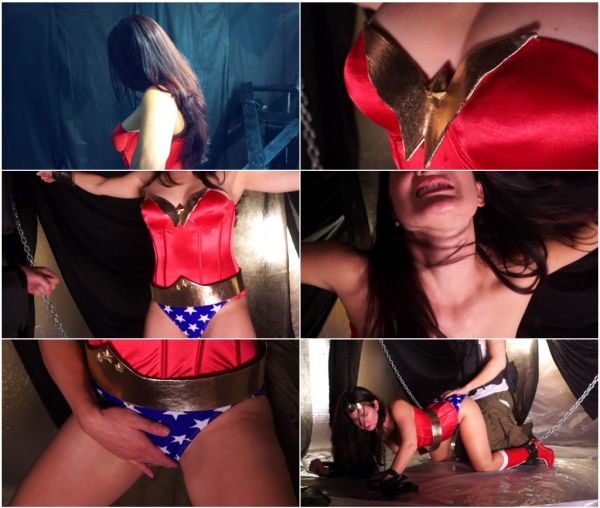 submission superheroine shrunk