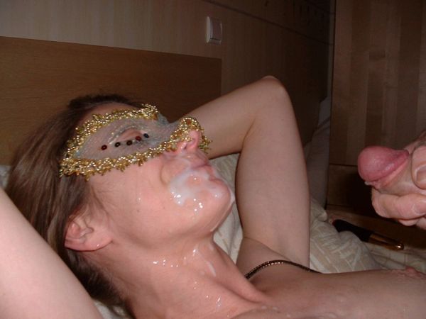 homemade girlfriend facial cum