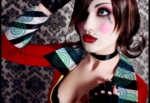 cosplay mad moxxi bar