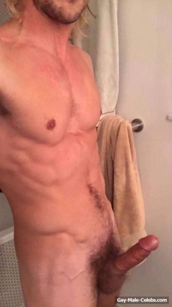 nude gay male penis