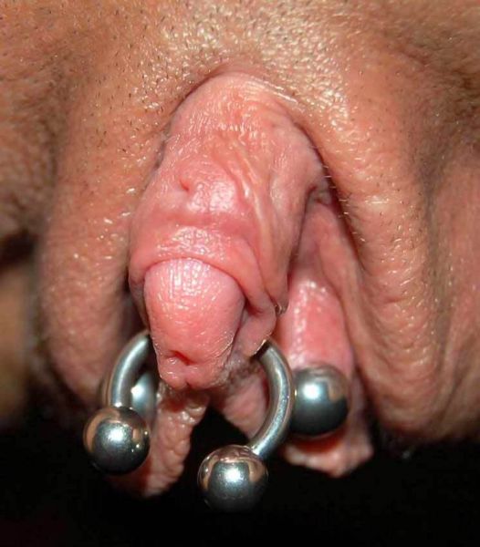 clitoris labias and sizes