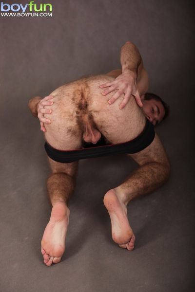 very hairy men eating pussy