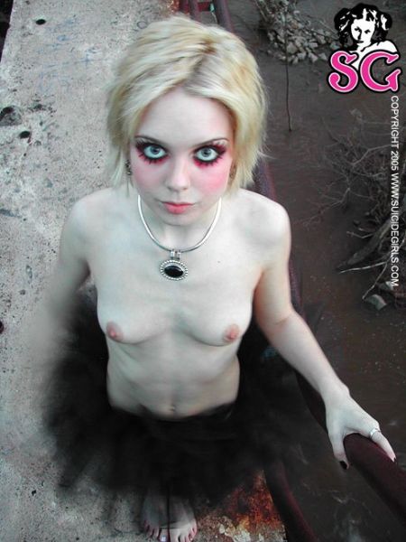 goth pussy nude