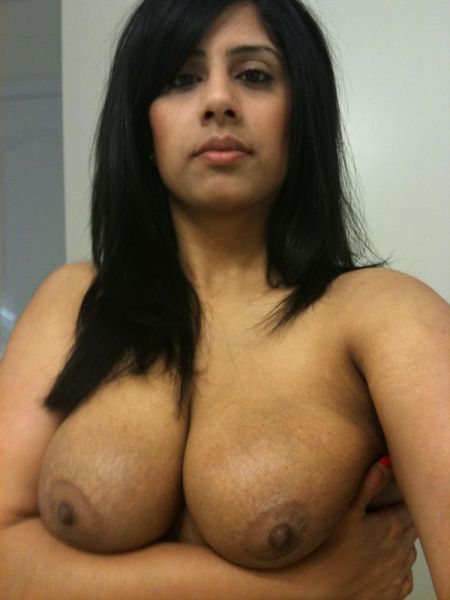 skinny milf big boobs nude