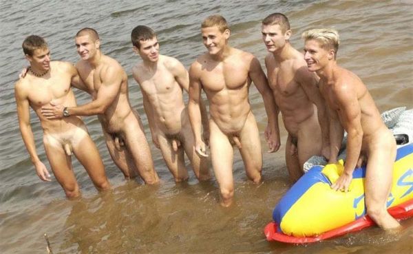 nude group women beach
