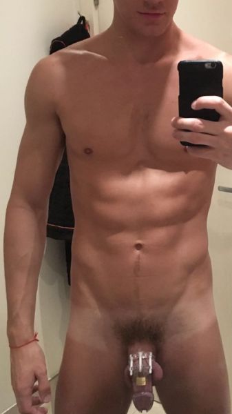 gay dildo in ass selfie