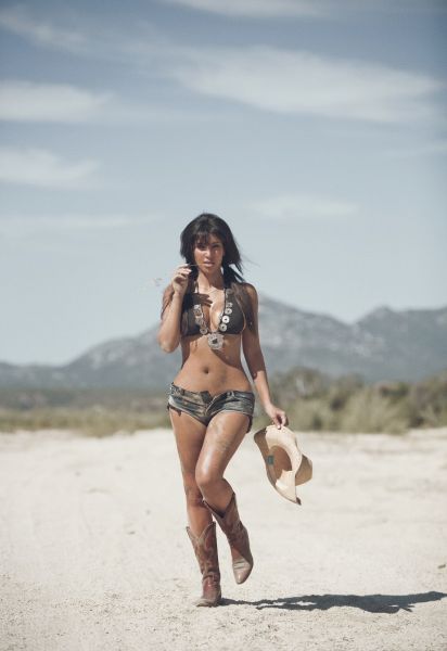 skinny women nude beach