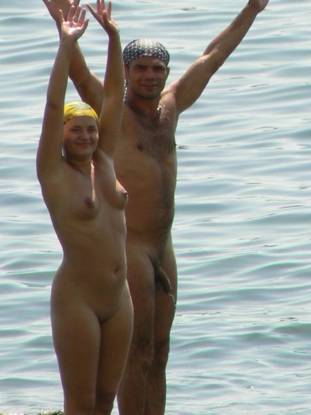 gay naked men beach