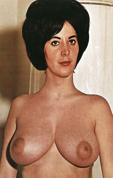 huge natural tits shower