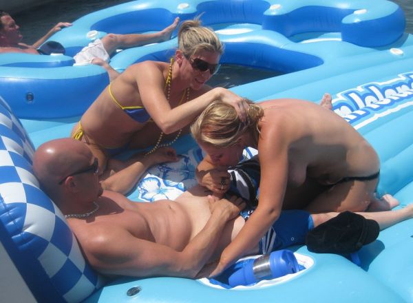 married couple cruises