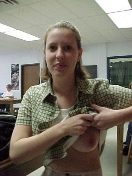 flashing tits porn