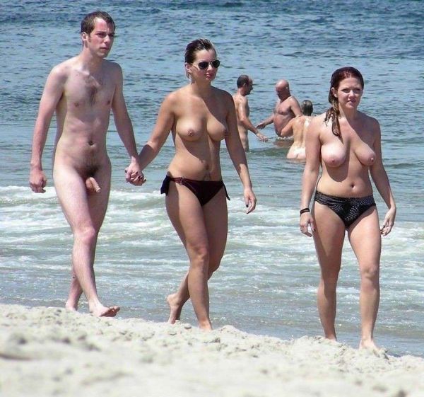 male nude naked women