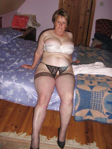 mature women in sexy panties under pantyhose