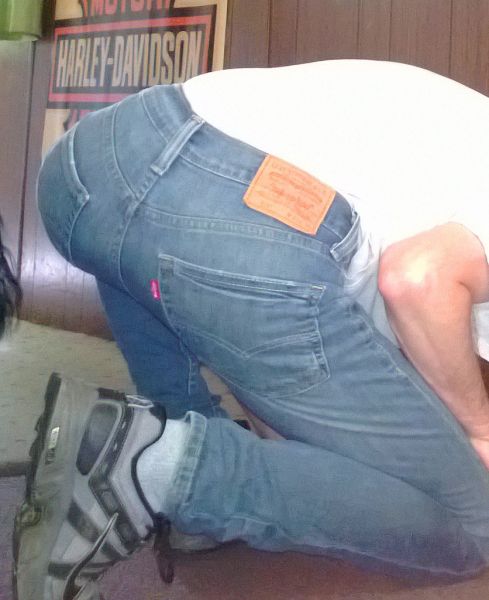 male ass in tight pants