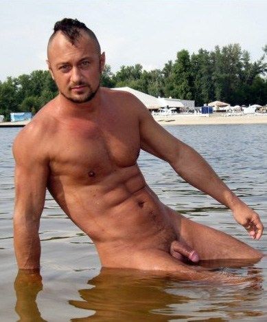 hung nude male beaches