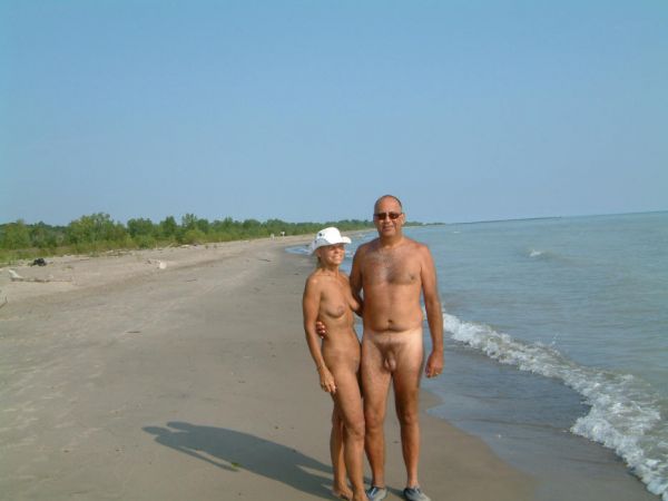 xxx shemale nude beach