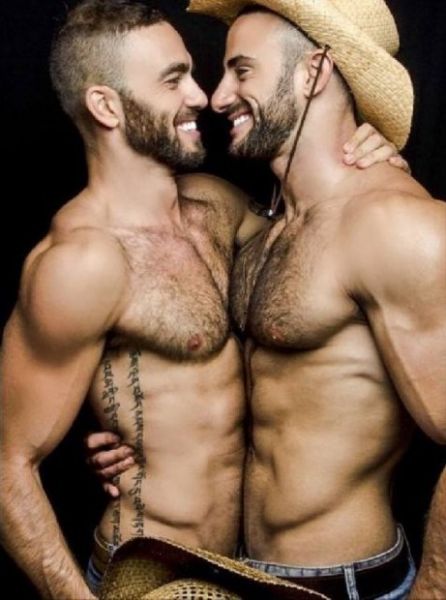 gay guys kissing