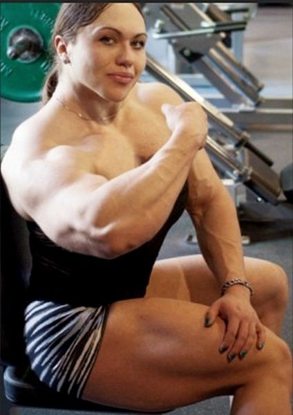 huge muscle man nude