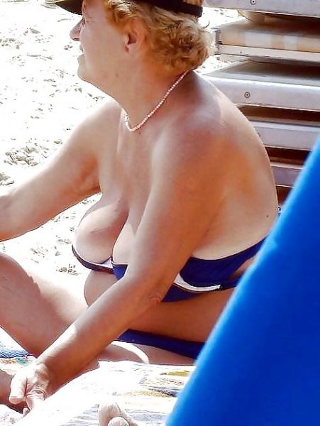 mature bbw nude beach