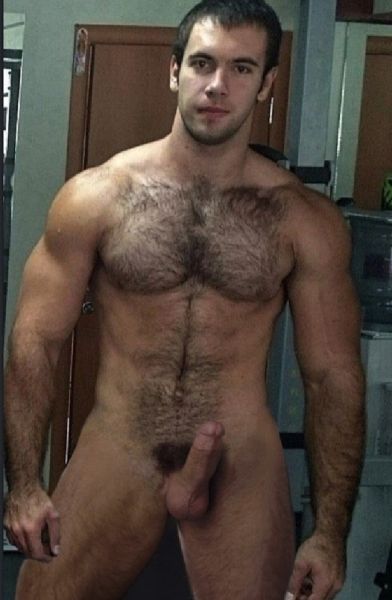 naked muscle outdoors